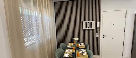 Comfort Apartment, Patio | Dining room