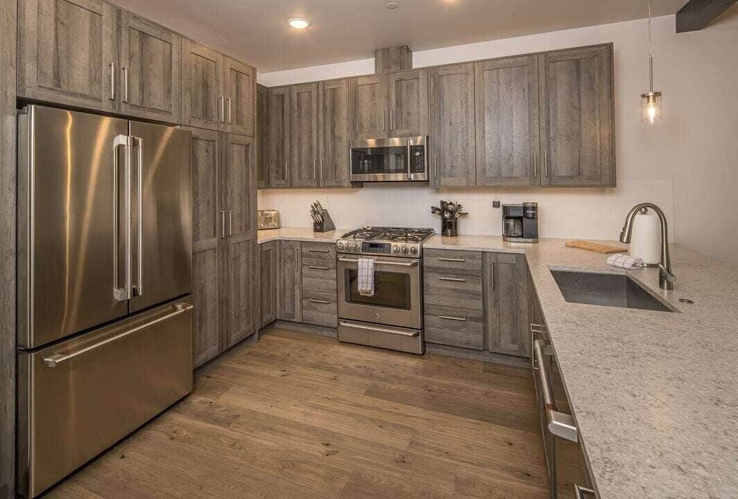 Réfrigérateur, plaque de cuisson