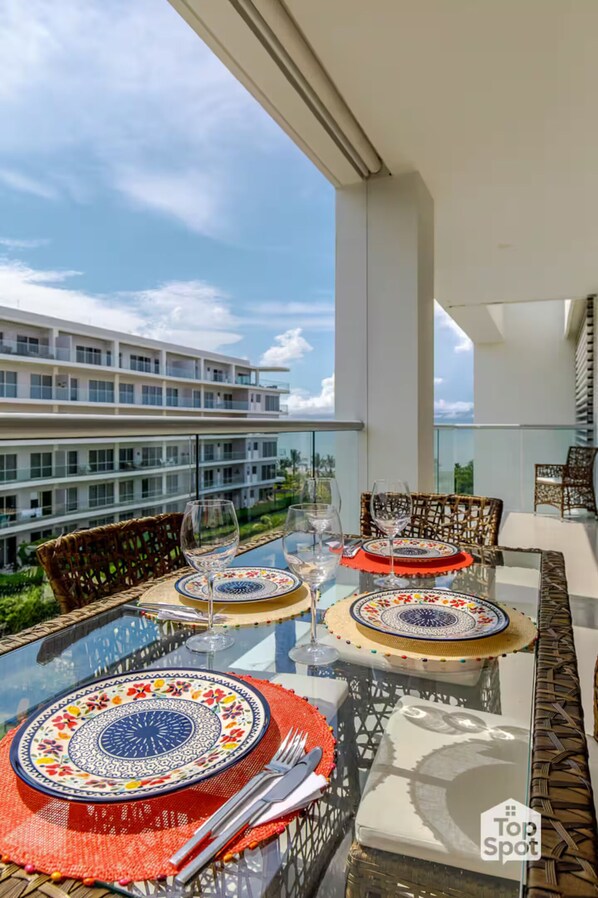 Dining - ¡Oceanfront TopSpot® @ Cartagena´s Best Beach! (Cartagena de Indias)