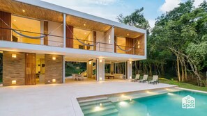 Pool - ¡Espectacular TopSpot® de Diseño Frente al Lago! (Nilo)
