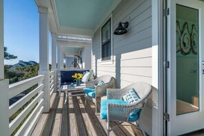 Property grounds - Cozy 3 Bedroom Home Near Sullivans Island (Mount Pleasant)