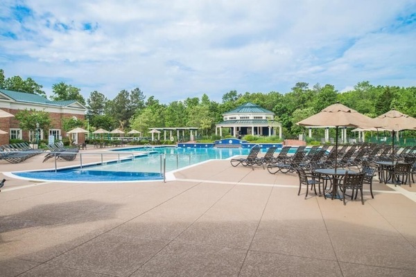 Lounge poolside and soak up sunshine in resort-style comfort.