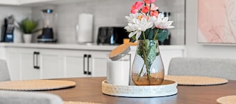 3BR Home • 4 Min WEM • Science Fair & Elks Weekend