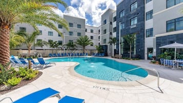 Una piscina climatizada