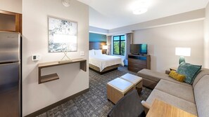 Room - Relaxing Pool-View Studio Suite in Naples (Naples)