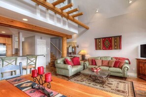 Luokittelematon kuva, 5 kautta 35, painike