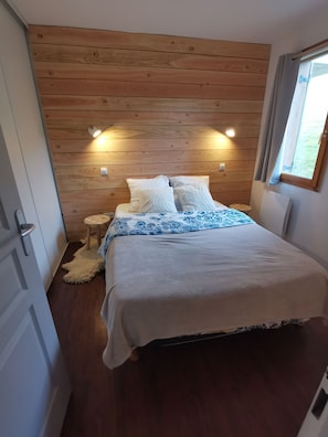 1 bedroom, free WiFi - Charming apartment for 2/4 people on the upper slopes of Super Besse (Besse-et-Saint-Anastaise)