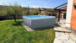 Baignoire à remous extérieure