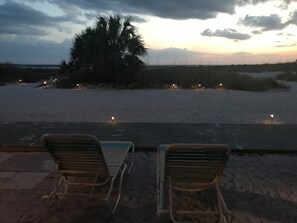 Unclassified image, 3 of 17, button - 2-bedroom Beachfront Condo in peaceful Treasure Island with outdoor pool (Treasure Island)