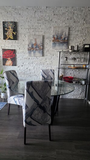 Dining - High-Rise Serenity in Heart of Downtown! Rare condo above Nathan Phillips Square (Toronto)