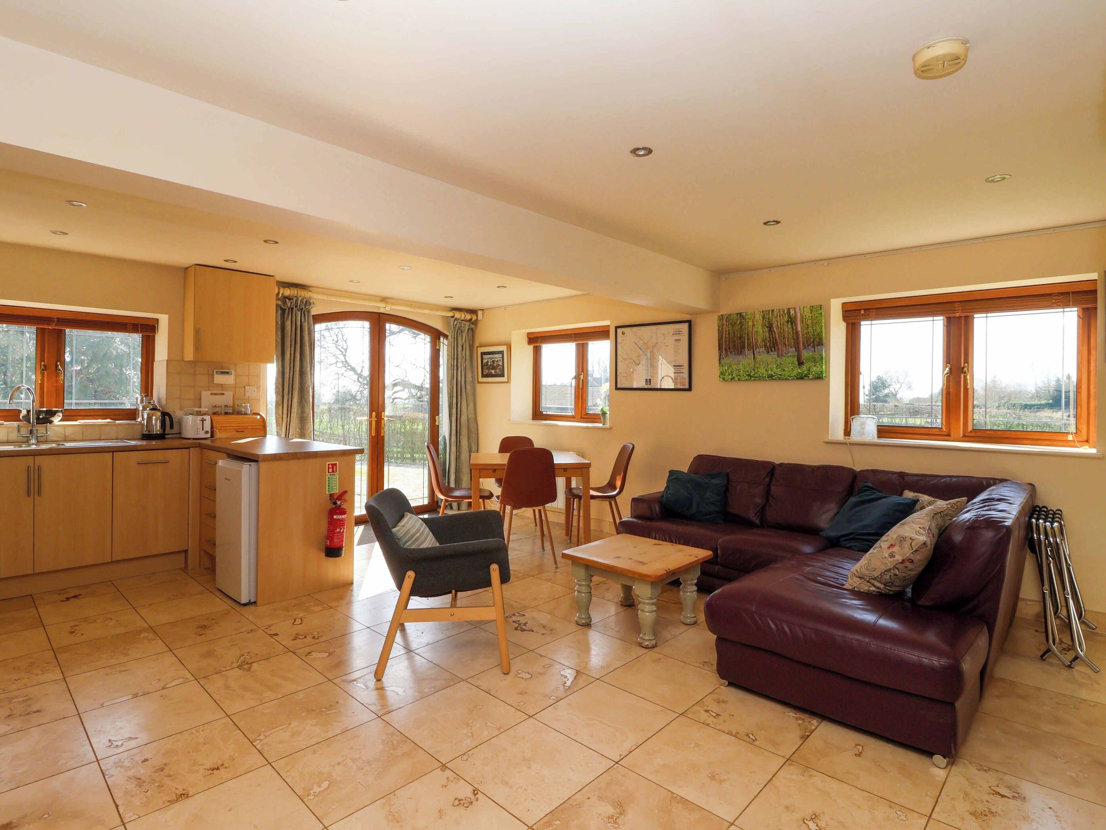 Cottage | Living area