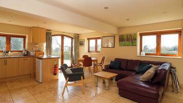 Cottage | Living area