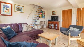 Cottage | Living area