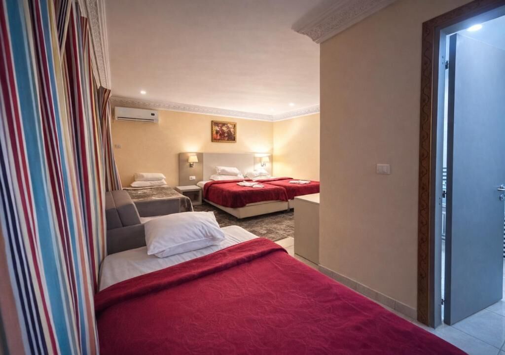 Comfort Quadruple Room | Desk, laptop workspace, free WiFi