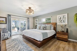 Fer et planche à repasser, lit parapluie, Wi-Fi, draps fournis