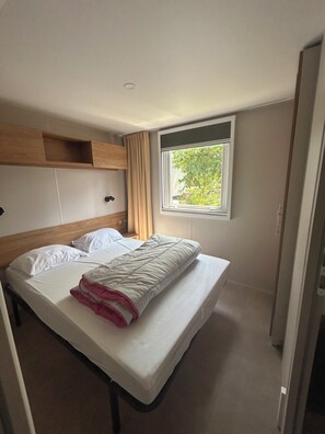 3 bedrooms, bed sheets - 3 bed mobile home camping les Oyats in Seignosse (Seignosse)