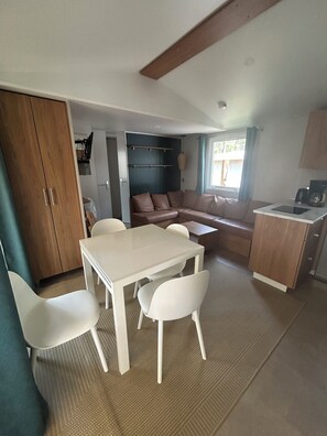 Living area - 3 bed mobile home camping les Oyats in Seignosse (Seignosse)