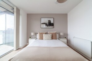 صورة غير مصنفة، 4 من 40، زرّ