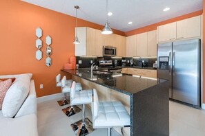 Fridge, microwave, oven, stovetop - 3BR Home w/ Private Pool in Clermont (Clermont)