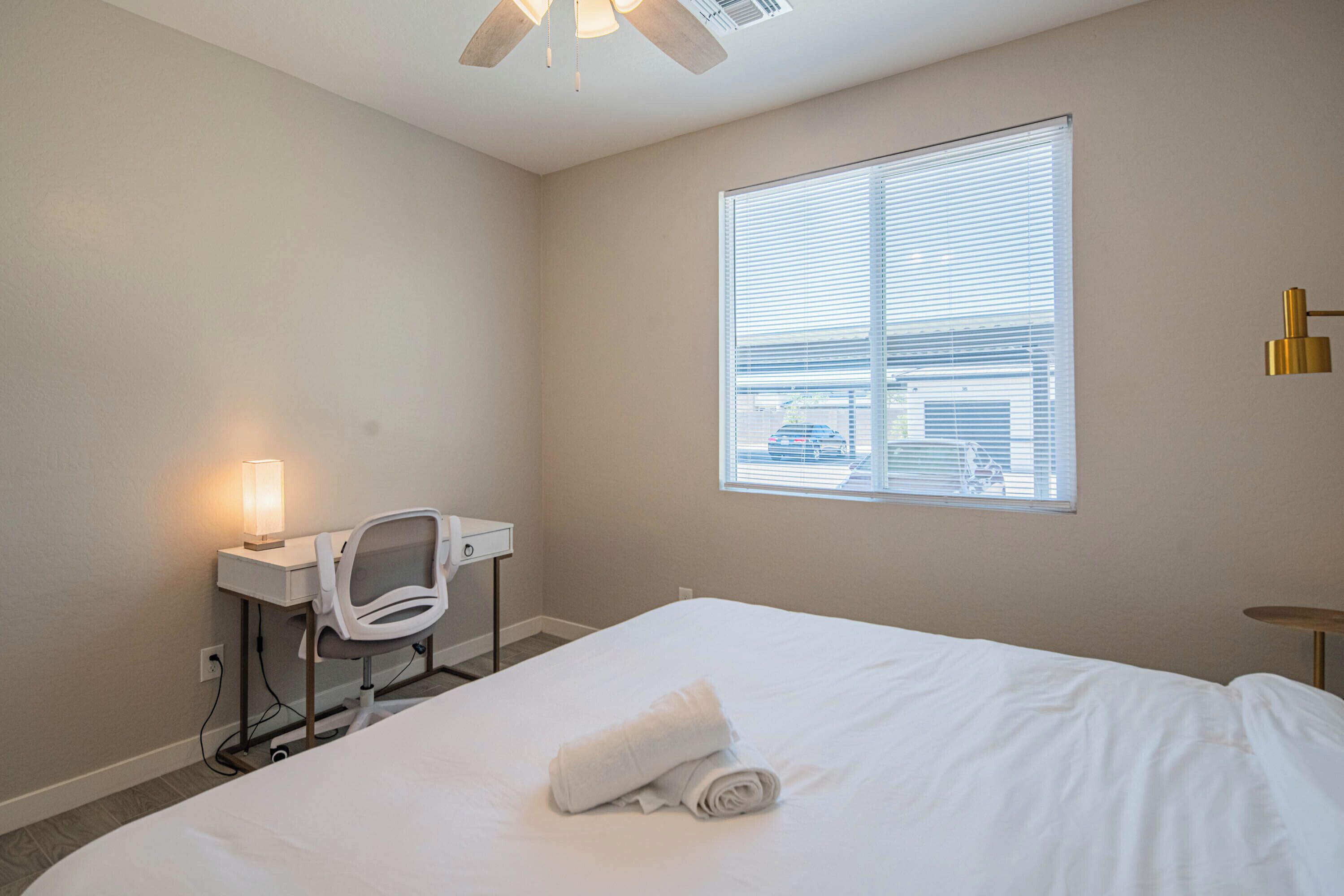 럭셔리 아파트, 킹사이즈침대 1개, 에어컨