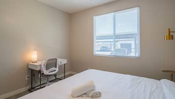 Luxury Apartment, 1 King Bed, Air conditioning