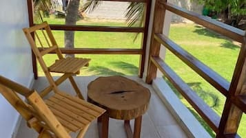 Suíte luxo, vista para a piscina | Wi-Fi de cortesia