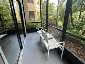 Property grounds - Close to Disney! 3-bedroom hotel in tranquil Winter Garden. (Winter Garden)