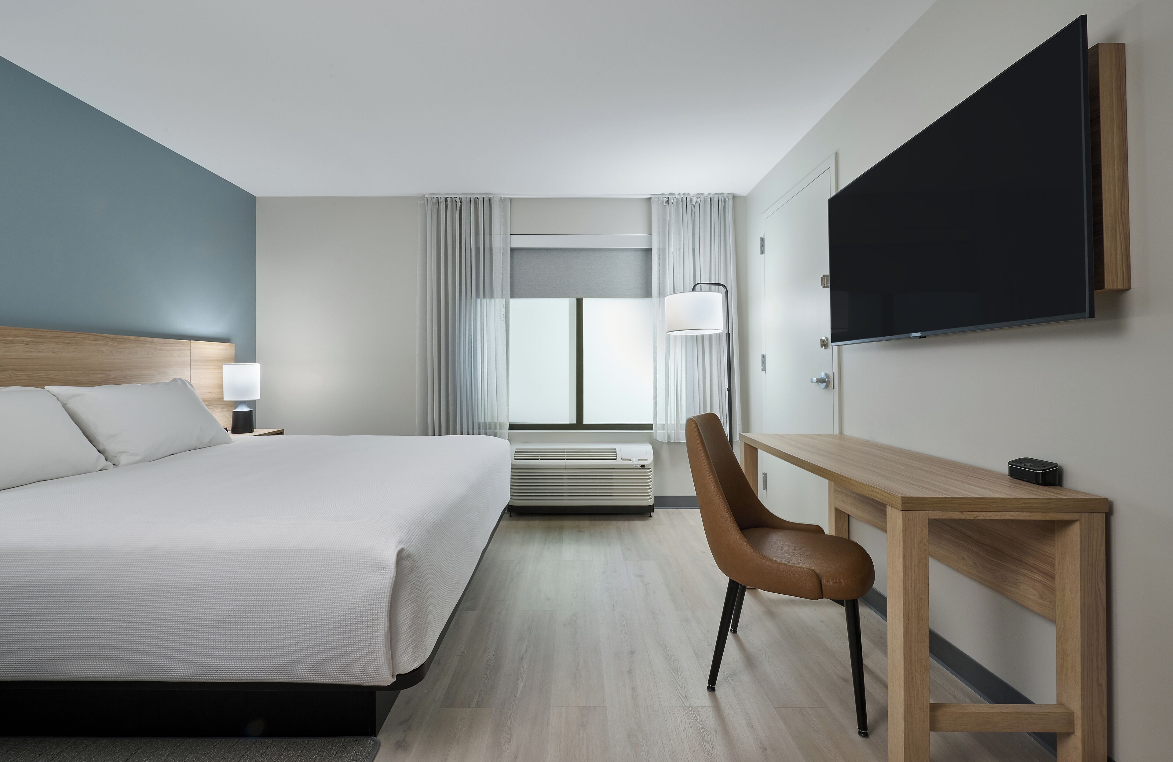 Studiosuite, 1 King-Bett und Schlafsofa, barrierefrei | Verdunkelungsvorhänge, Bügeleisen/Bügelbrett, kostenloses WLAN