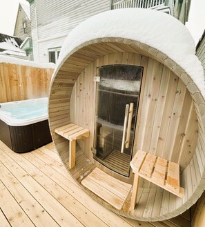 Bain à remous extérieur