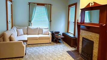 Smart TV, biblioteca musical y estéreo