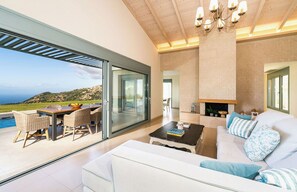 Smart TV - Stunning Villa with Sea-and-Mountain Views, Extensive Grounds and Tennis Court (Lefkada)