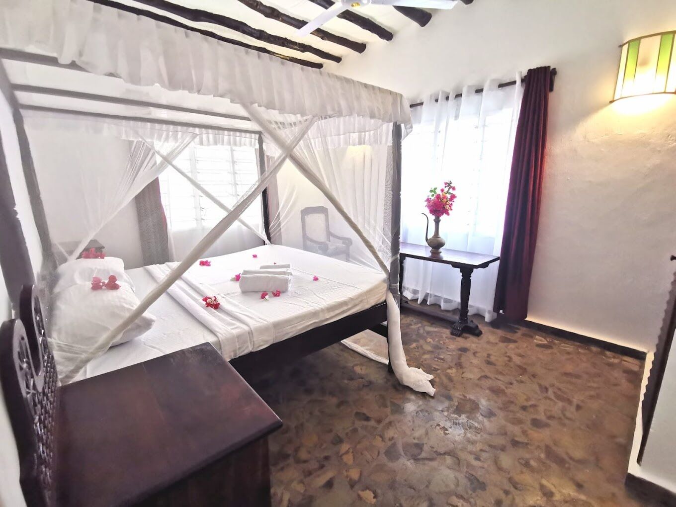 Deluxe Double Room | Individually decorated, individually furnished, free WiFi, bed sheets