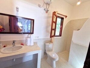 Decoración personalizada, muebles diferentes y wifi gratis 