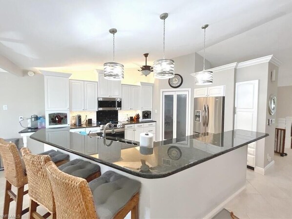 Fridge, microwave, oven, dishwasher - Very Comfortable 4-bedroom heated pool/spa home with Dock on Marco Island (Marco Island)