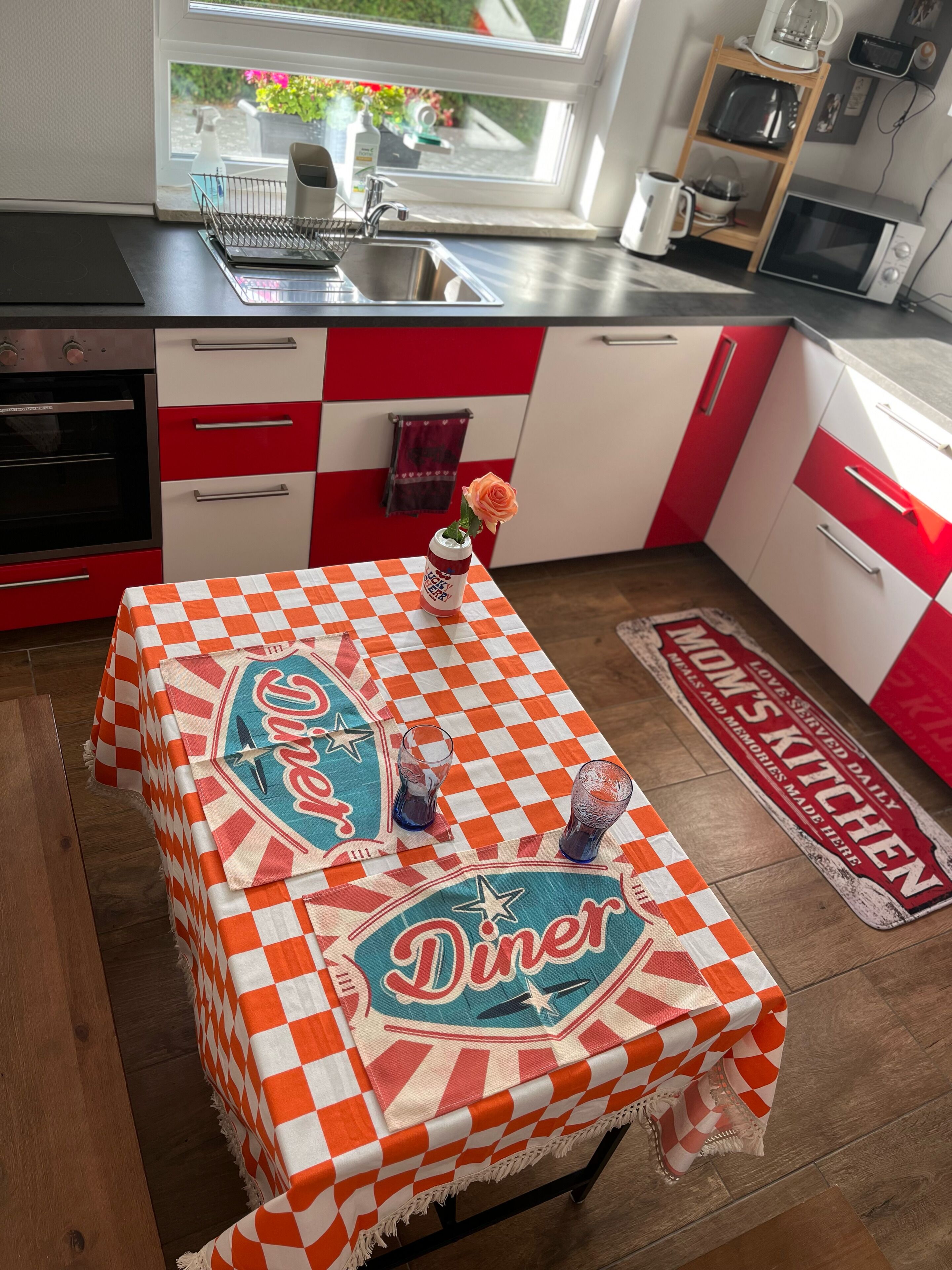 Comfort-Haus, 3 Schlafzimmer, Gartenblick | Eigene Küche | Wasserkocher mit Kaffee-/Teezubehör, Wasserkocher, Toaster, Gewürze