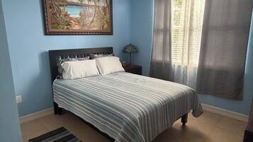 1 bedroom, free WiFi, bed sheets