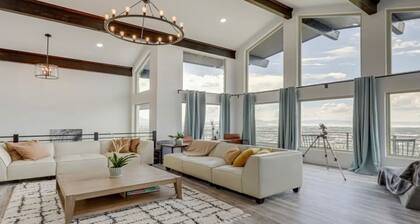 Panoramic Luxury Estate with Indoor Court & Private Sauna