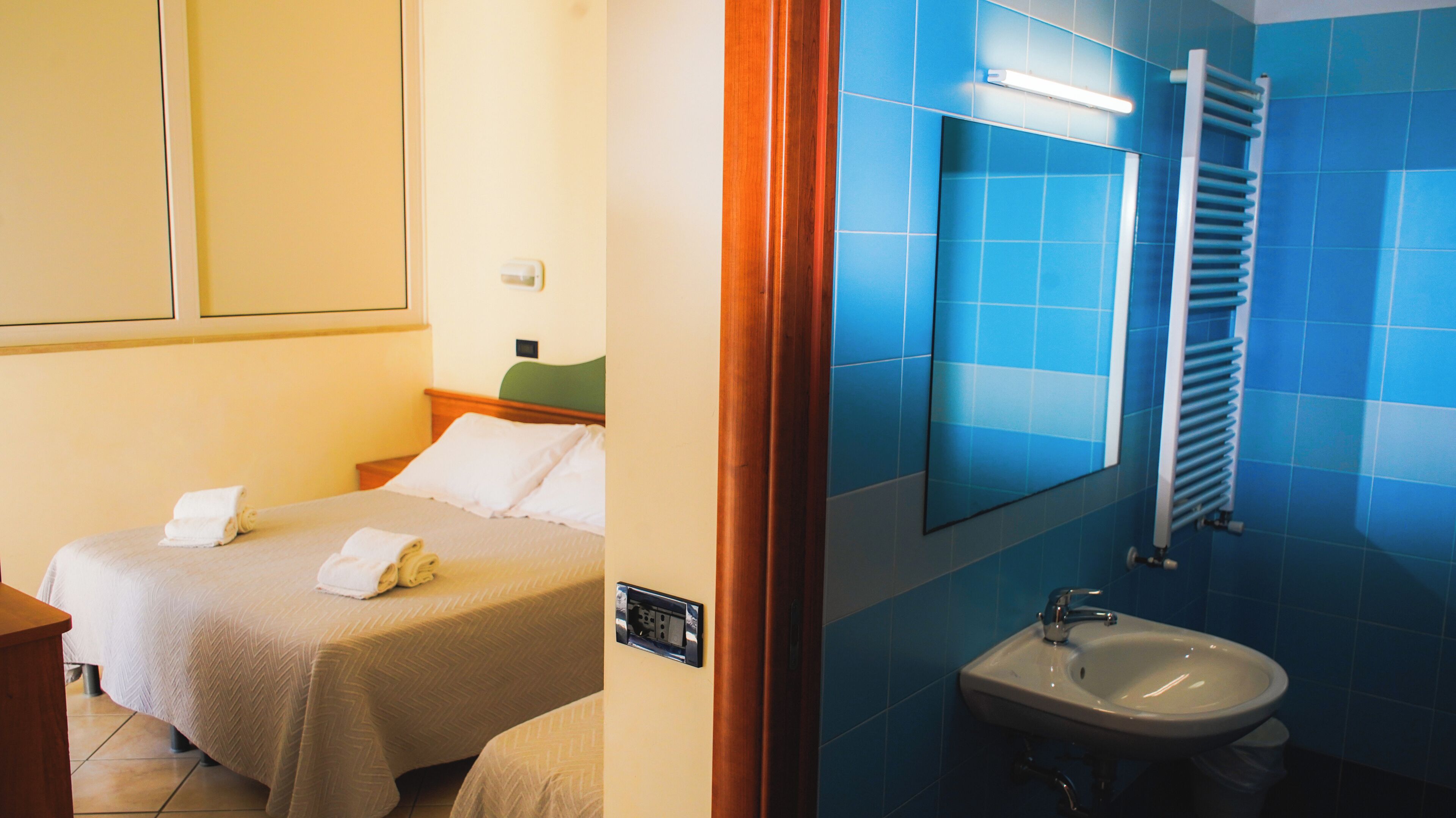 Classic Triple Room, Balcony | In-room safe, free WiFi