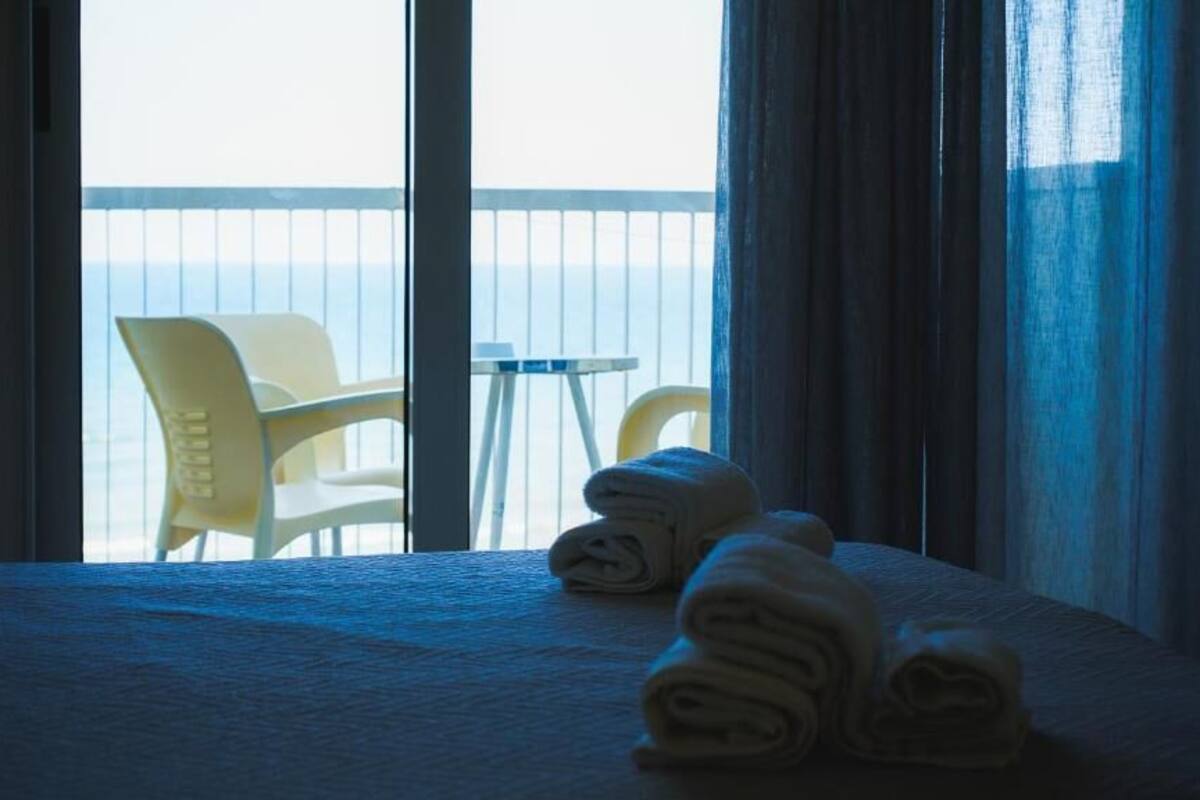 Caja fuerte y wifi gratis