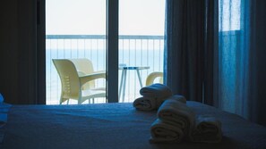 In-room safe, free WiFi