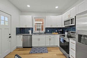 Private kitchen - Charming home in Monroe! (Columbus)