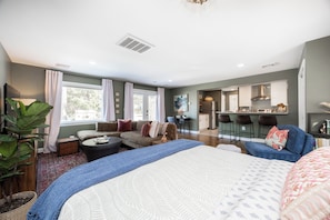 Bügeleisen/Bügelbrett, kostenloses WLAN, Bettwäsche