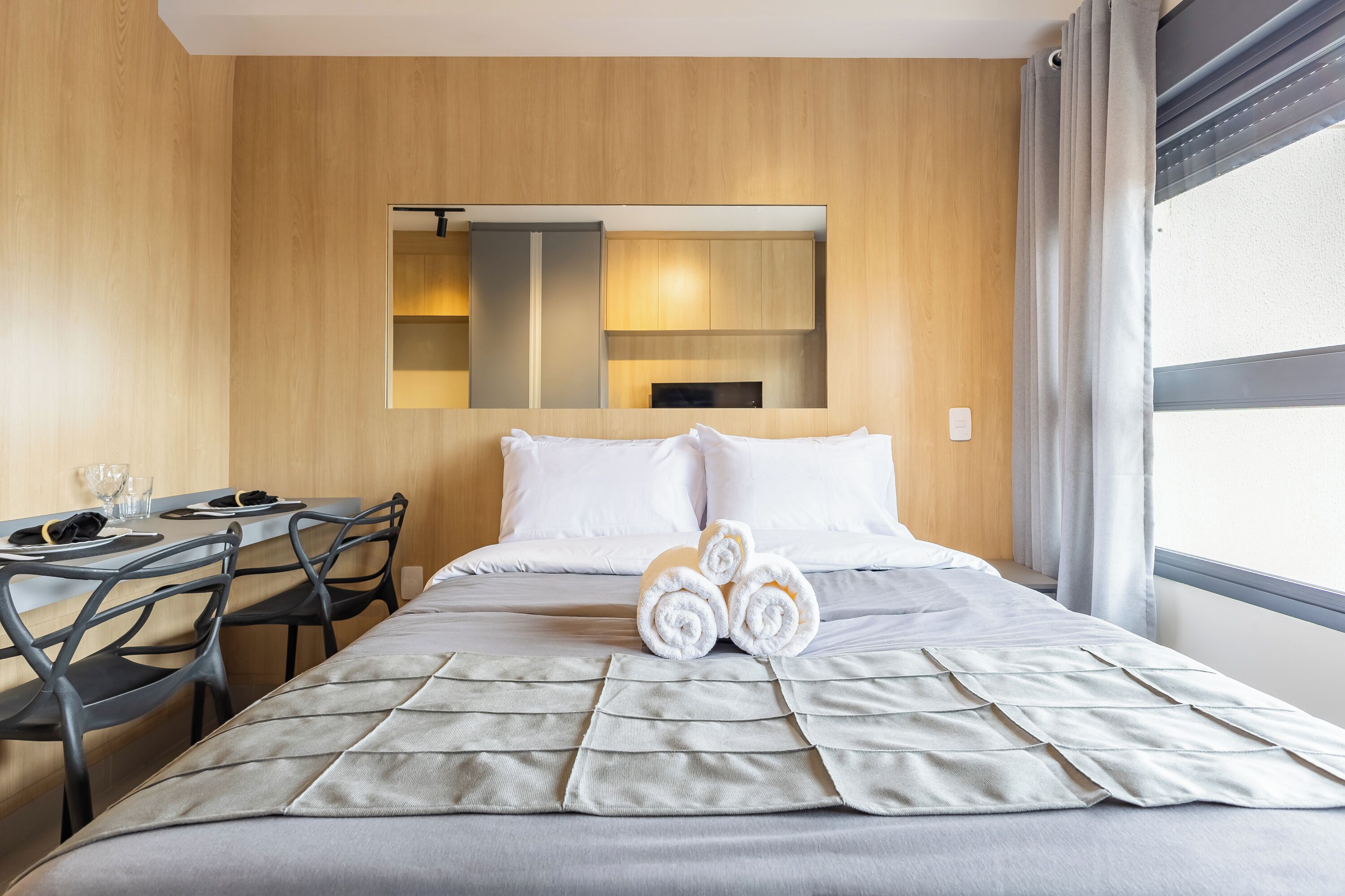 Apartamento conforto, banheiro privativo, vista para a cidade | Ferros/tábuas de passar roupa, Wi-Fi de cortesia