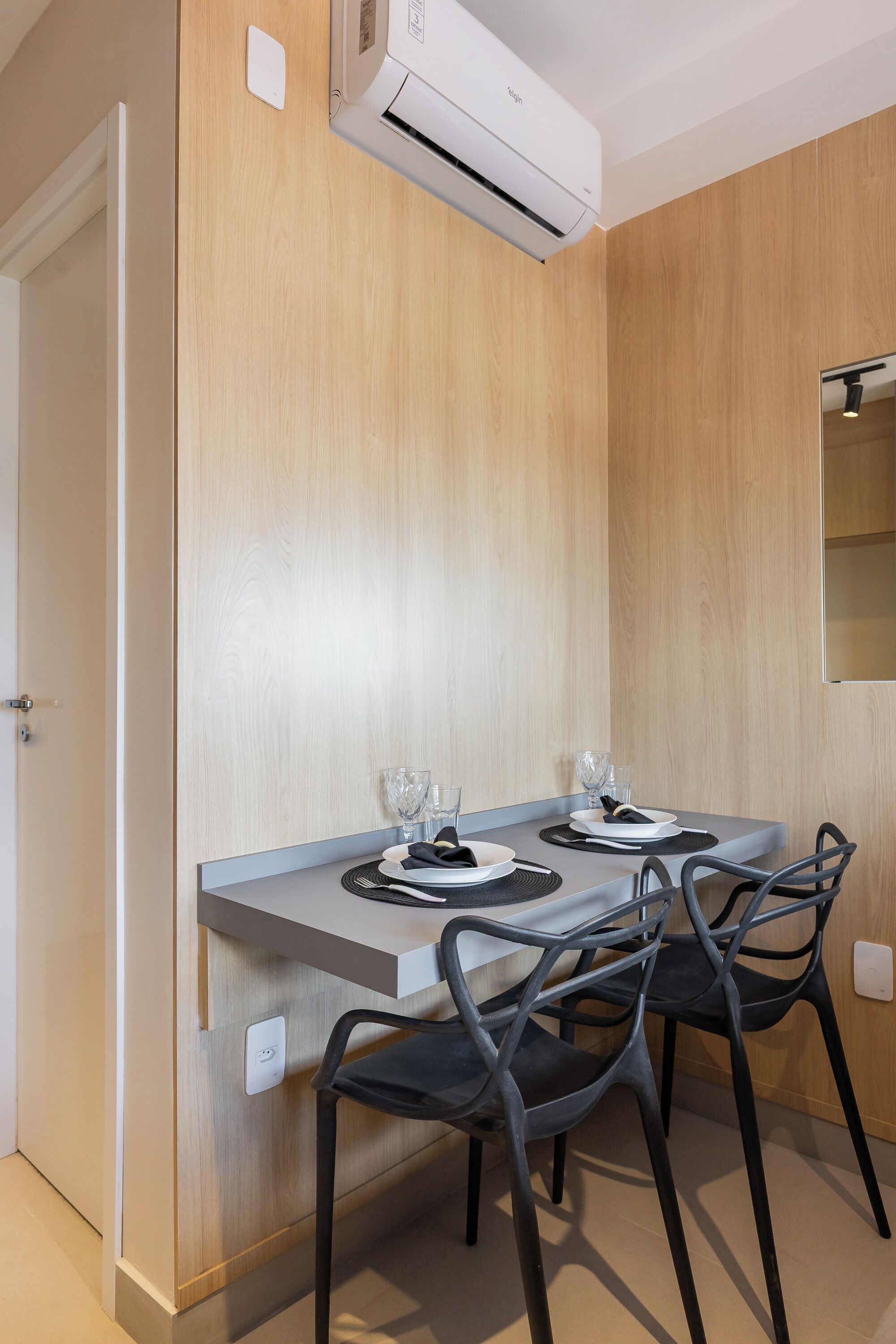 Apartamento conforto, cozinha, vista para a cidade | Opções para refeição