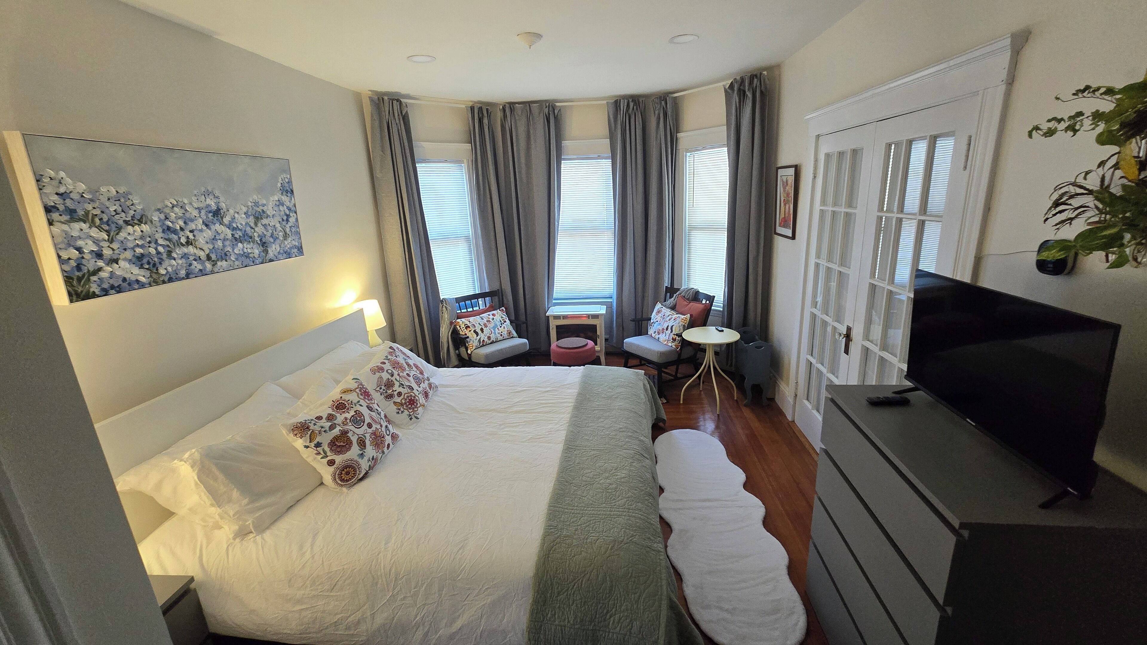 Desk, iron/ironing board, travel crib, free WiFi