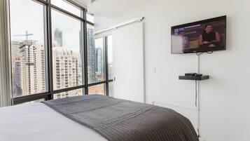 Condo, 1 Bedroom, Accessible, Balcony | Room amenity