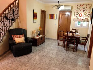 Imagen sin descripción, 4 de 27, botón