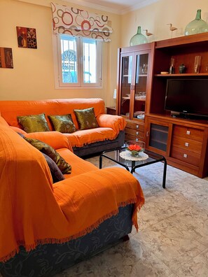 Living area - Casa Vista Hermosa next to Natural Park - Sleeps 8 - Centro Andalucía (Rute)