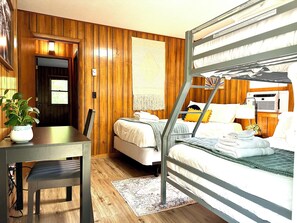 Fer et planche à repasser, Wi-Fi, draps fournis