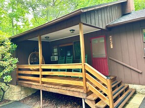 Exterior - Smoky Mountain Creekside Retreat - Private Cabin with Backyard Stream (Maggie Valley)